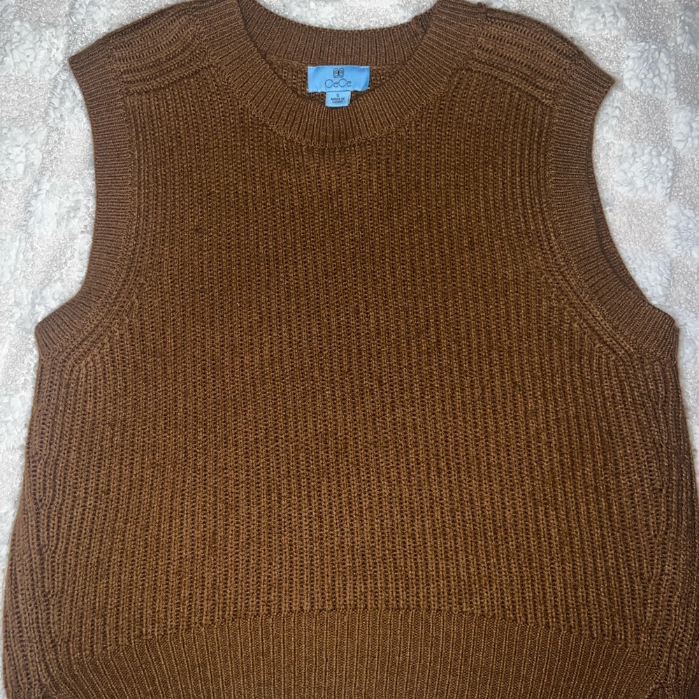 CeCe Women’s Brown Crewneck Knit Sweater Vest